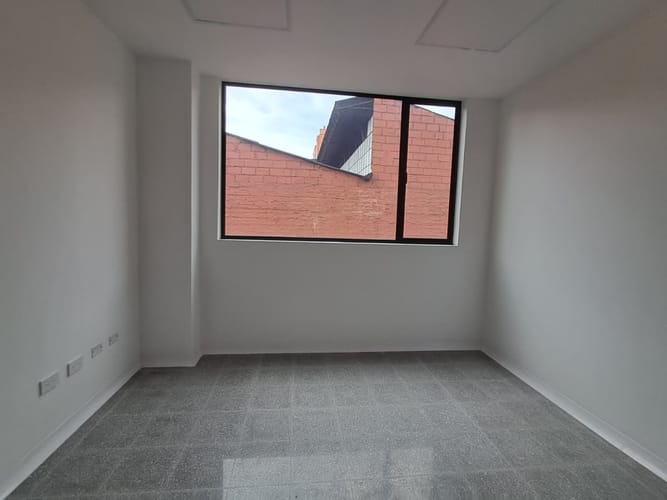 Oficina en arriendo en Laureles, Medellín, 30 m² · foto 17 de 20