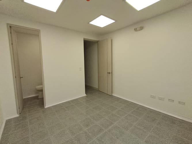 Oficina en arriendo en Laureles, Medellín, 30 m² · foto 20 de 20