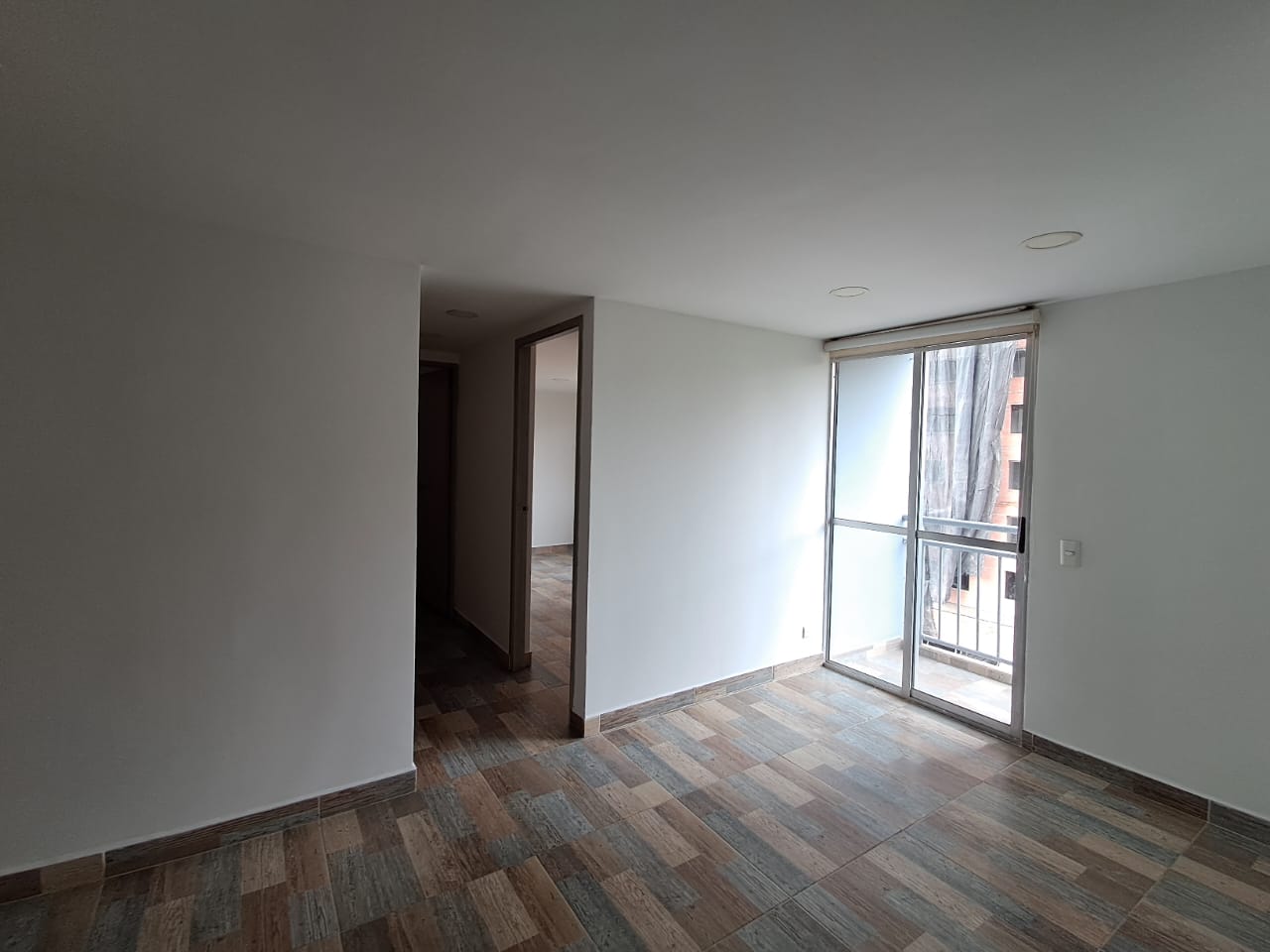 2BR Apartment in Suramerica (58 m²) - 4