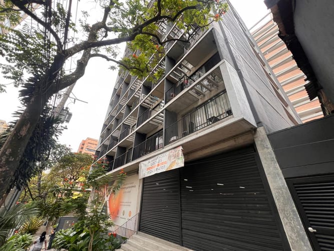 Local en arriendo en Bombona No.1, Medellín, 20 m² · foto 5 de 16