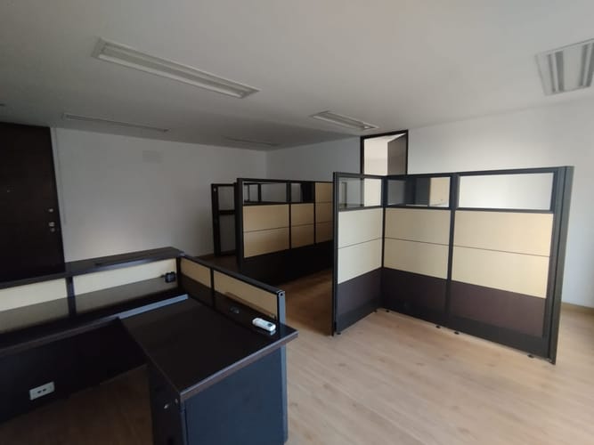 Oficina en arriendo en Los Balsos, Medellín, 73 m² · foto 3 de 13