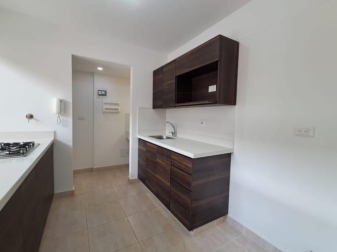 Apartamento de 2 alcobas en arriendo en El Retiro, 78 m² · foto 4 de 20