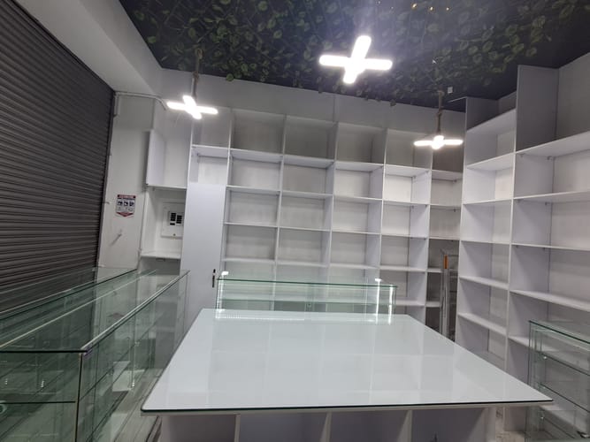 Local en arriendo en La Candelaria, Medellín, 30 m² · foto 15 de 20