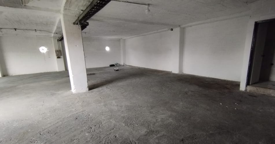 Bodega en arriendo en Laureles, Medellín, 450 m² · foto 10 de 13