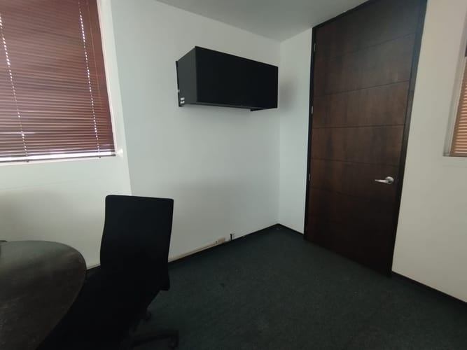 Oficina en arriendo en Los Balsos, Medellín, 87 m² · foto 4 de 12