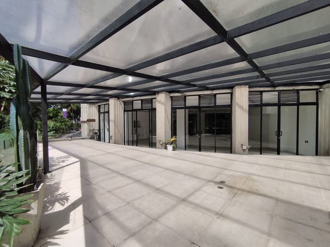 Local en arriendo en El Poblado, Medellín, 138 m² · foto 9 de 15