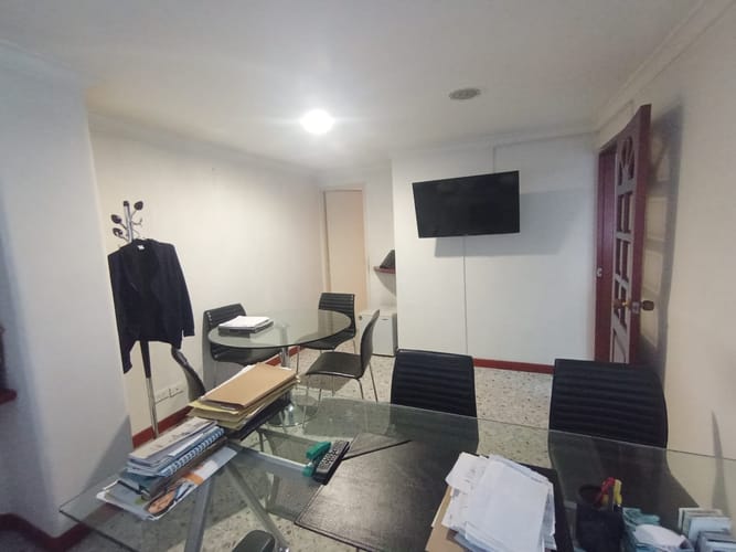 Oficina en arriendo en La Candelaria, Medellín, 31 m² · foto 12 de 18