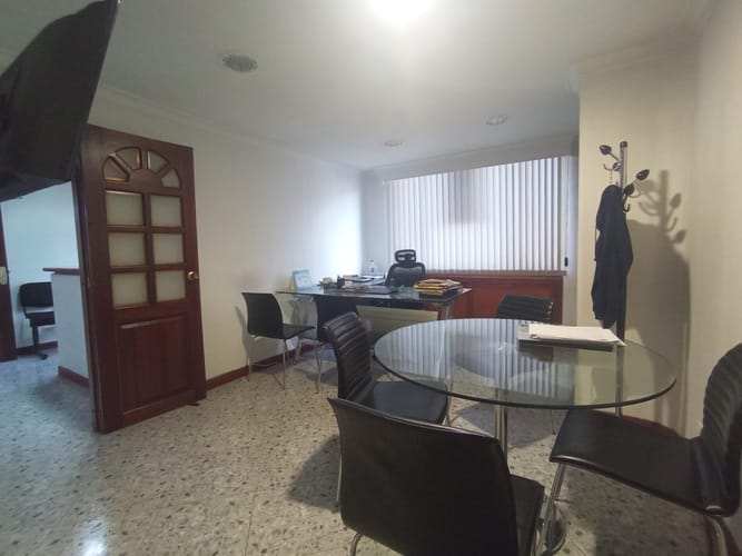 Oficina en arriendo en La Candelaria, Medellín, 31 m² · foto 14 de 18