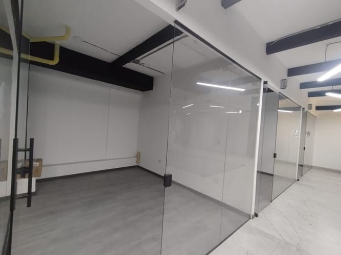 Local en arriendo en El Rincón, Medellín, 14 m² · foto 6 de 9