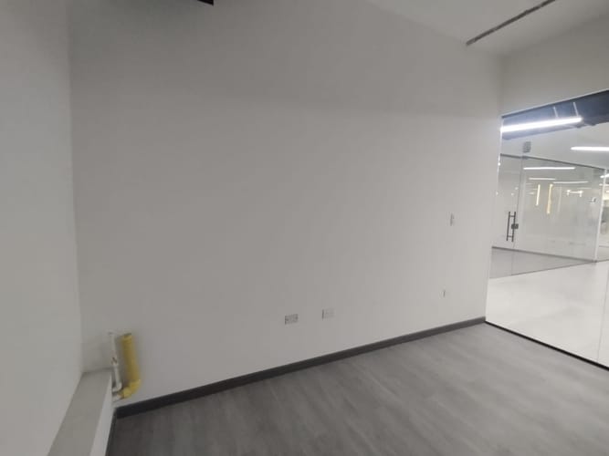 Local en arriendo en El Rincón, Medellín, 14 m² · foto 7 de 9