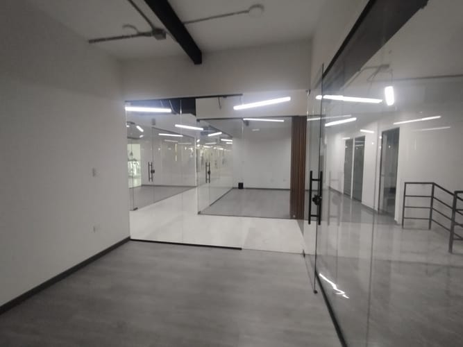 Local en arriendo en El Rincón, Medellín, 14 m² · foto 9 de 9