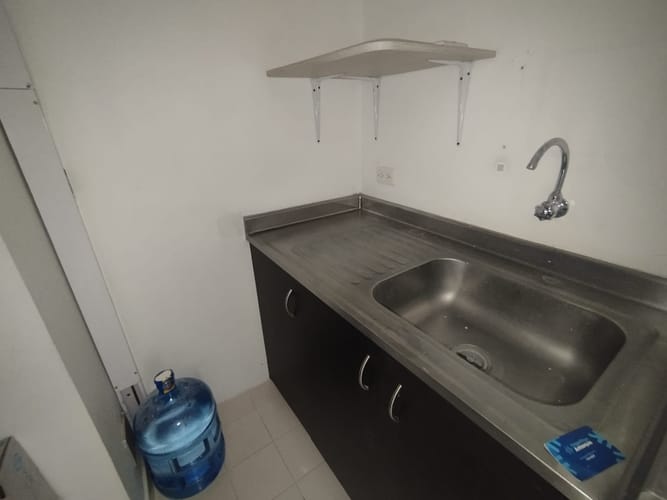 Oficina en arriendo en Los Balsos, Medellín, 52 m² · foto 7 de 9