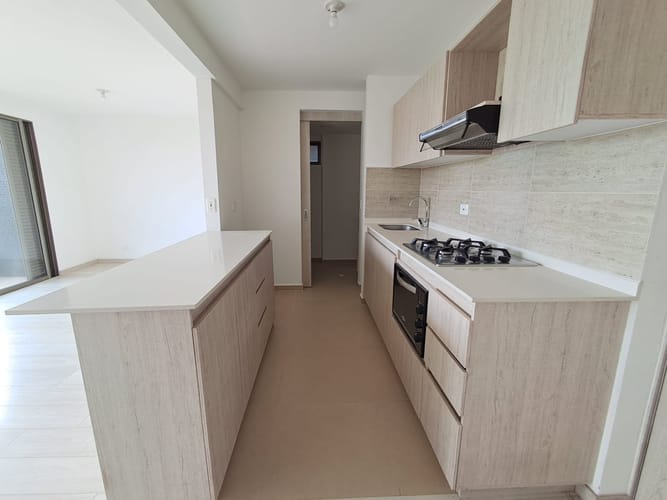 Apartamento de 3 alcobas en arriendo en Rionegro, 66 m² · foto 2 de 14