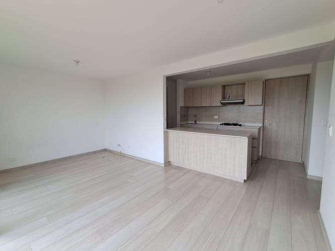 Apartamento de 3 alcobas en arriendo en Rionegro, 66 m² · foto 3 de 14