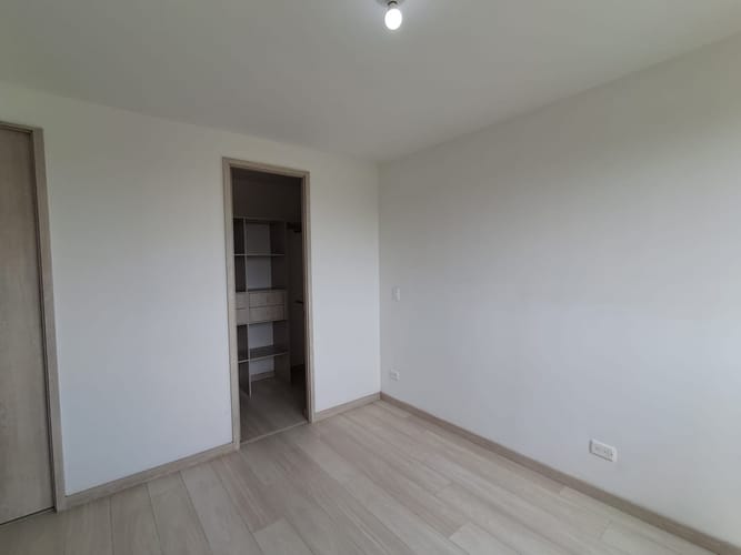 Apartamento de 3 alcobas en arriendo en Rionegro, 66 m² · foto 8 de 14