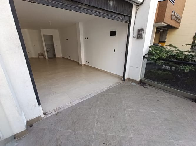 Local en arriendo en Laureles, Medellín, 27 m² · foto 12 de 14