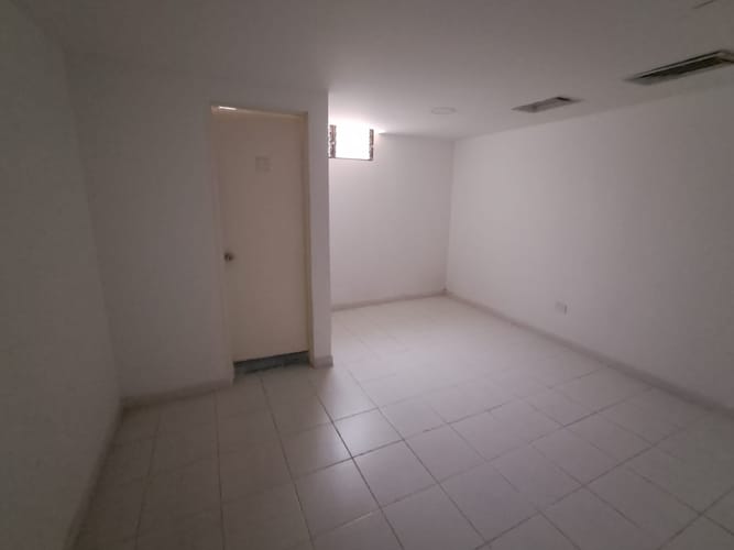 Oficina en arriendo en Suramérica, Itagüí, 170 m² · foto 5 de 20