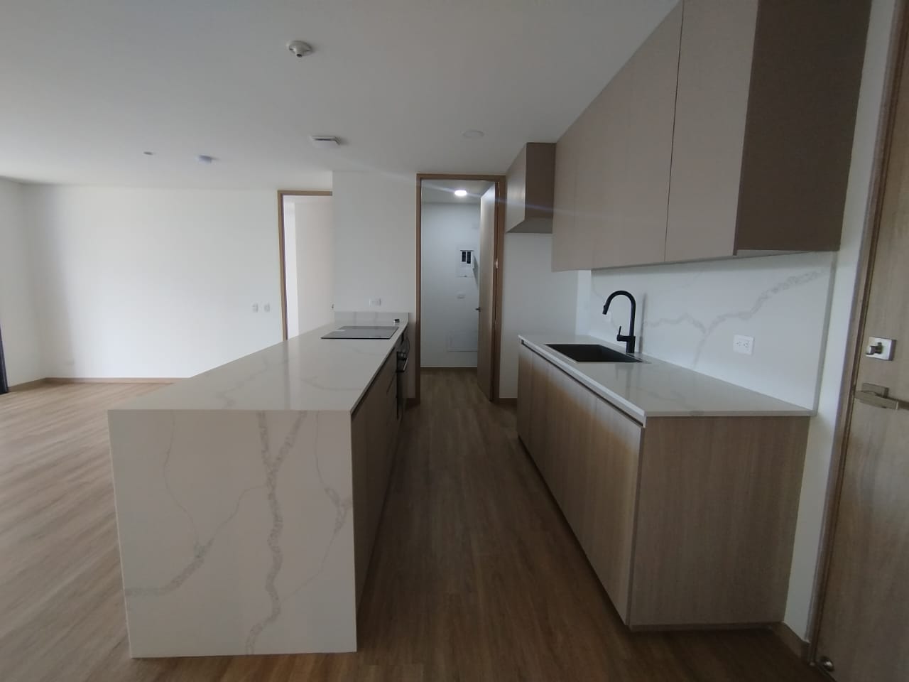 Apartamento en arriendo en Sajonia, Rionegro · foto 2 de 19
