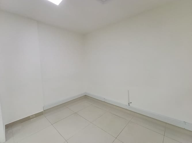 Oficina en arriendo en El Poblado, Medellín, 63 m² · foto 8 de 11