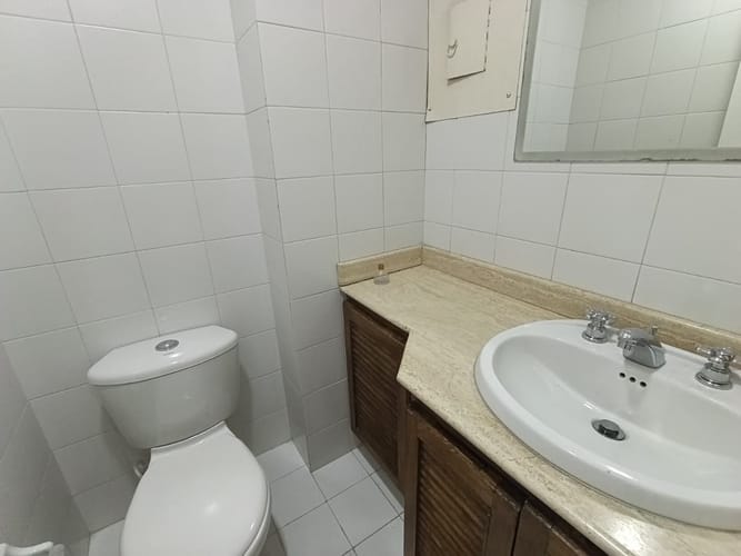 Oficina en arriendo en El Poblado, Medellín, 63 m² · foto 11 de 11