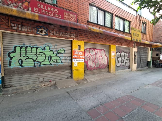 Local en arriendo en Prado, Medellín, 30 m² · foto 2 de 12