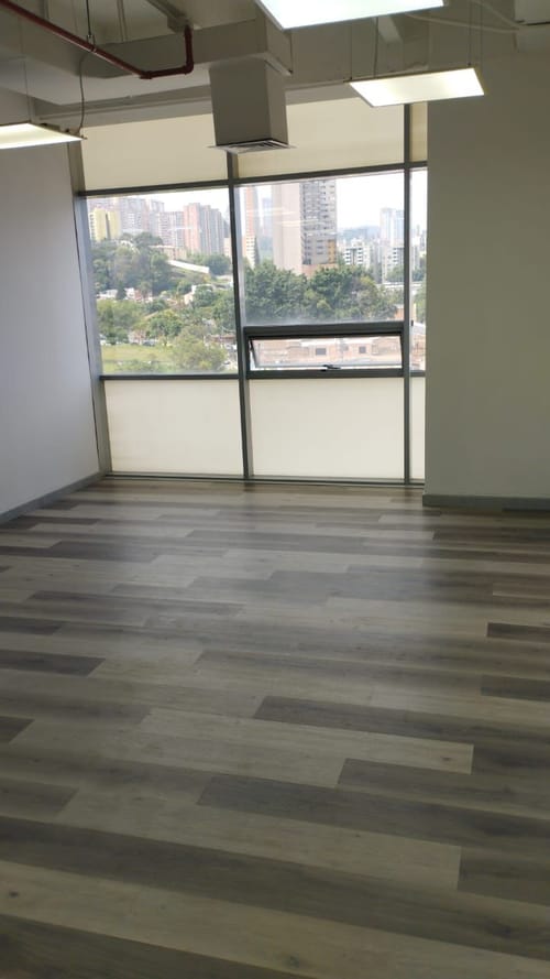 Oficina en arriendo en Primavera, Envigado, 37 m² · foto 3 de 13