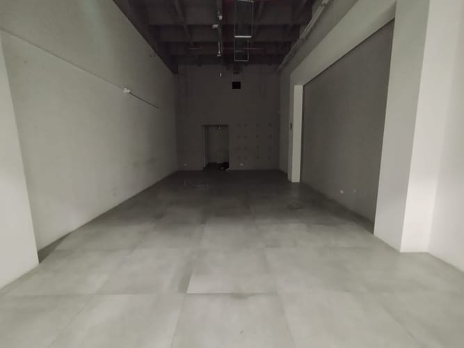 Local en arriendo en Miraflores, Medellín, 78 m² · foto 4 de 9