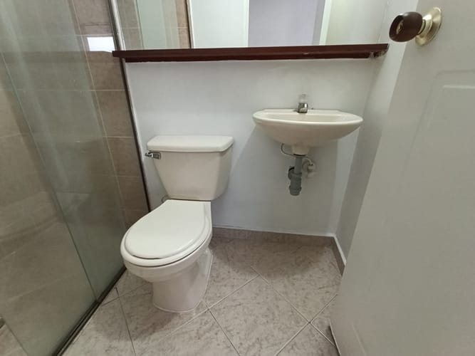 Apartamento de 3 alcobas en arriendo en Carlos E. Restrepo, Medellín, 85 m² · foto 8 de 16
