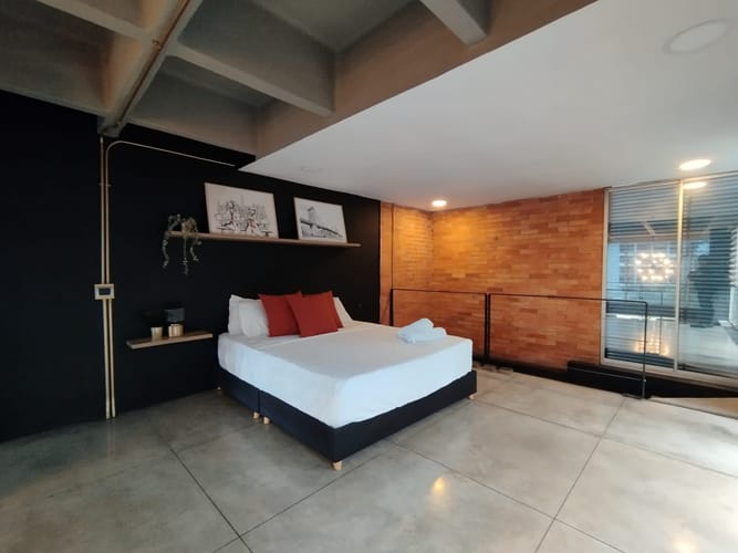Apartamento de 1 alcoba en arriendo en El Poblado, Medellín, 121 m² · foto 5 de 11