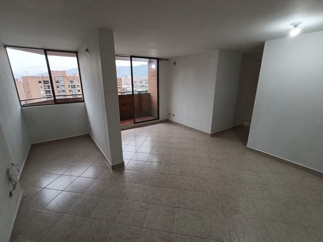 Apartamento de 3 alcobas en arriendo en Carlos E. Restrepo, Medellín, 85 m² · foto 16 de 16