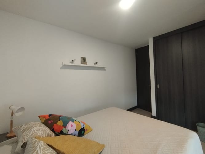 Apartamento de 3 alcobas en arriendo en El Poblado, Medellín, 78 m² · foto 5 de 19
