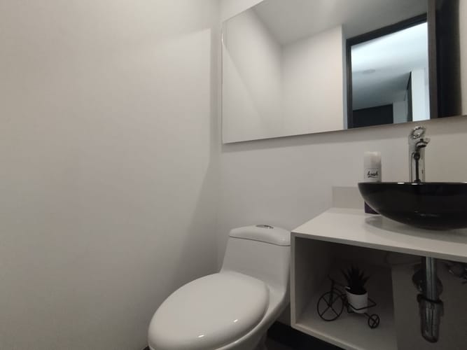 Apartamento de 3 alcobas en arriendo en El Poblado, Medellín, 78 m² · foto 13 de 19