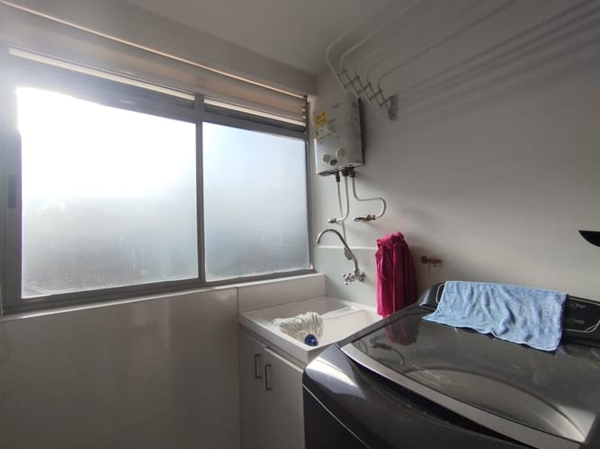 Apartamento de 3 alcobas en arriendo en El Poblado, Medellín, 78 m² · foto 19 de 19