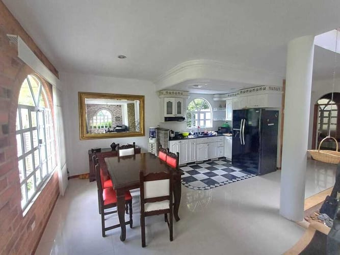 Casa de 5 alcobas en arriendo en Zuñiga, Medellín, 200 m² · foto 2 de 20