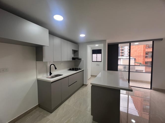 Apartamento de 2 alcobas en arriendo en Laureles, Medellín, 85 m² · foto 8 de 20