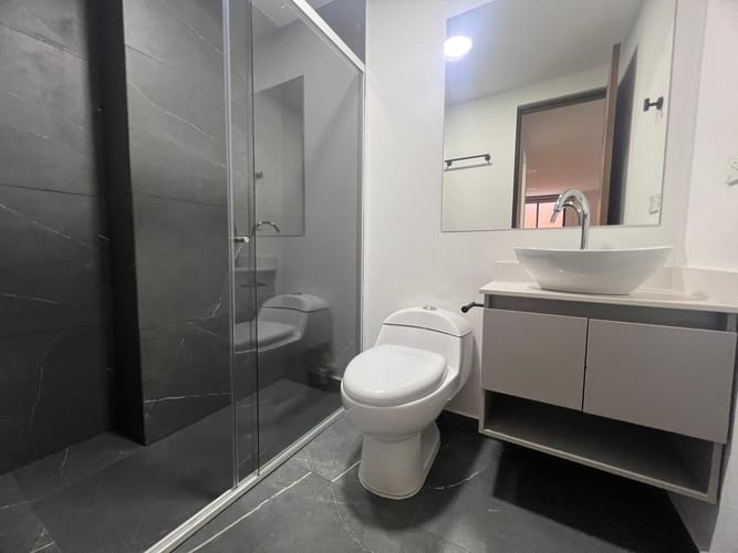 Apartamento de 2 alcobas en arriendo en Laureles, Medellín, 85 m² · foto 9 de 20