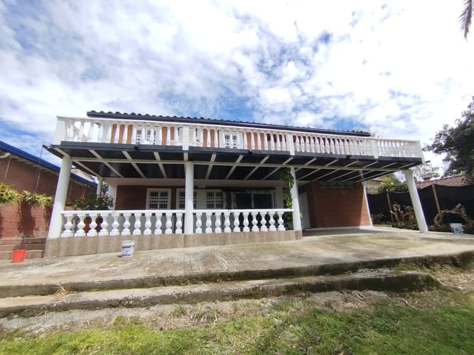 Finca en arriendo en El Porvenir, Rionegro, 200 m² · foto 2 de 20