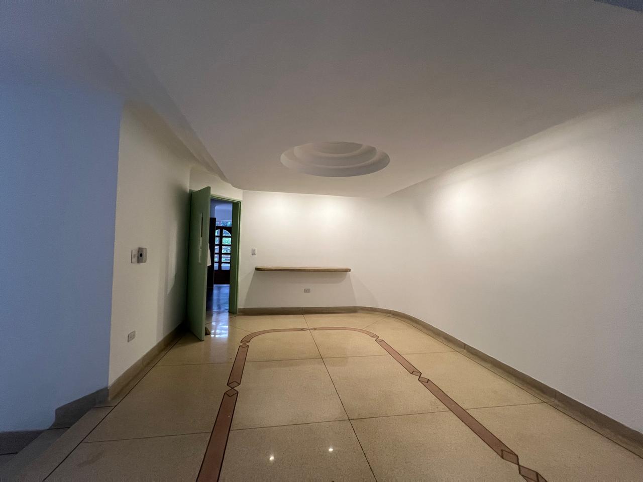Casa en arriendo en El Poblado, Medellín · foto 13 de 20