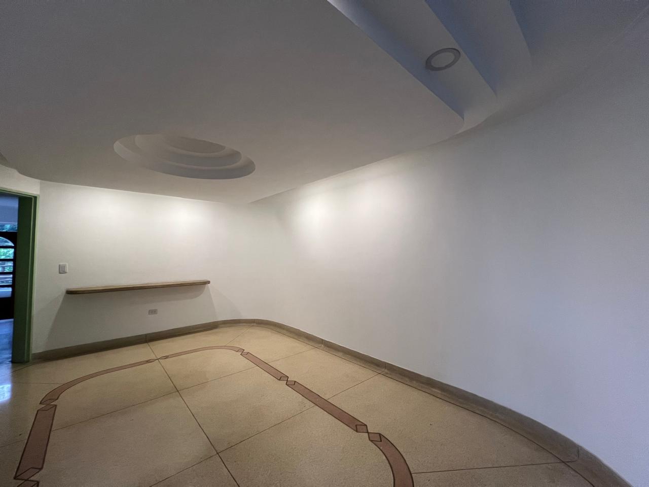 Casa en arriendo en El Poblado, Medellín · foto 14 de 20