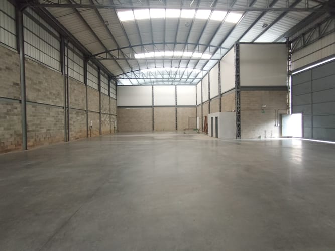 Bodega en arriendo en Guarne, 560 m² · foto 2 de 9