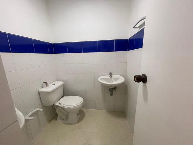 Local en arriendo en Camino Verde, Envigado, 110 m² · foto 11 de 14