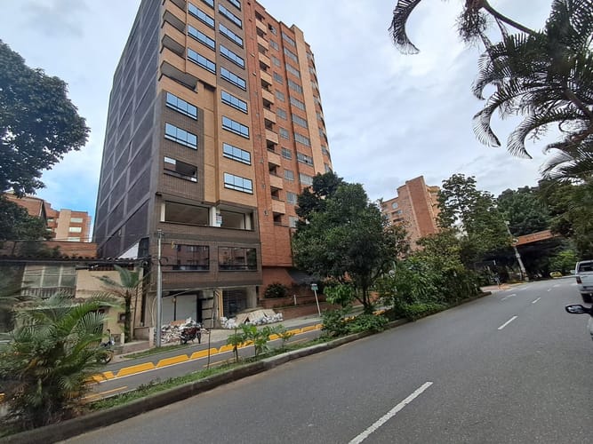 Local en arriendo en Laureles, Medellín, 52 m² · foto 7 de 8