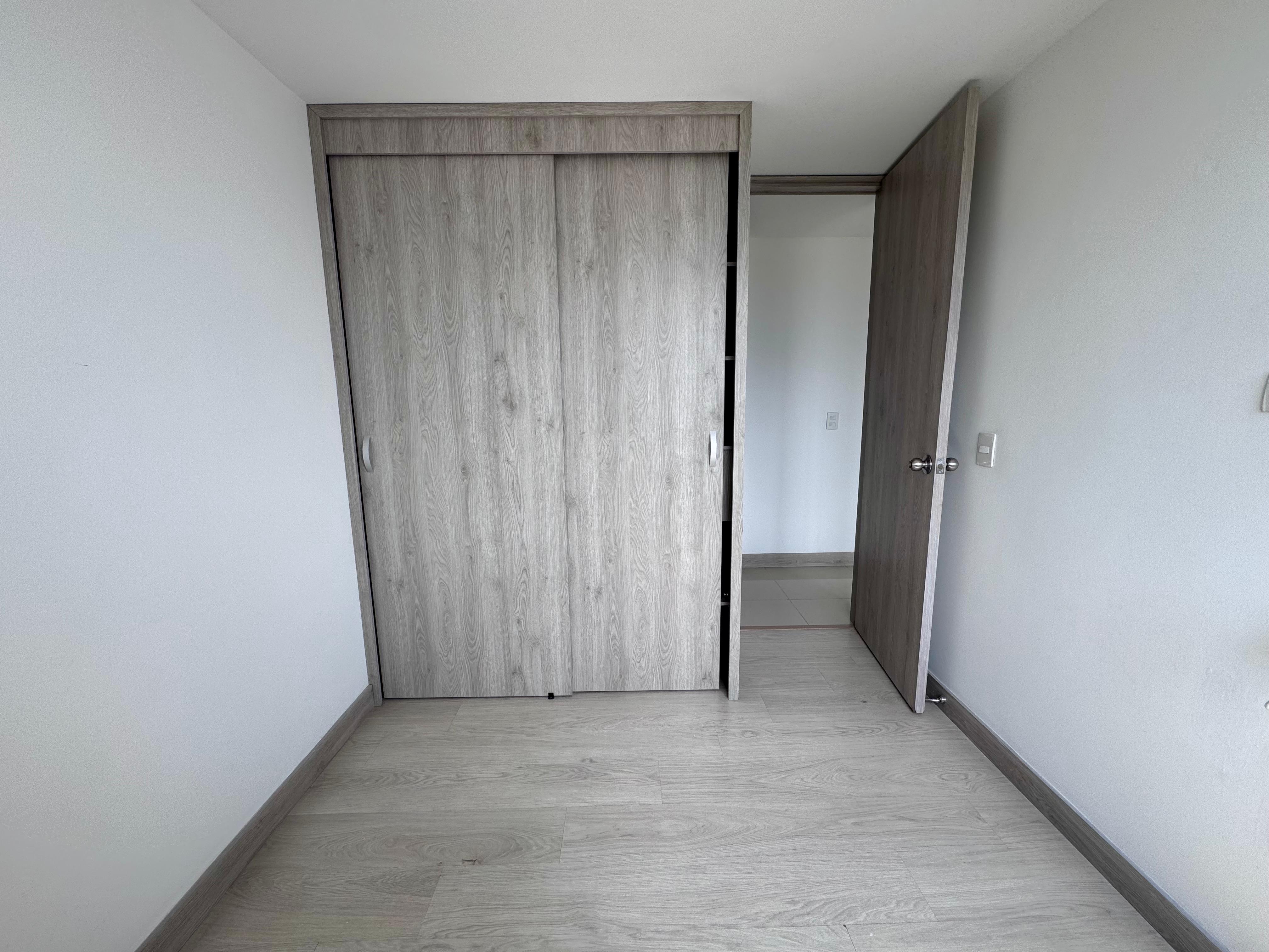 Apartamento en arriendo en Las Antillas, Envigado · foto 7 de 16