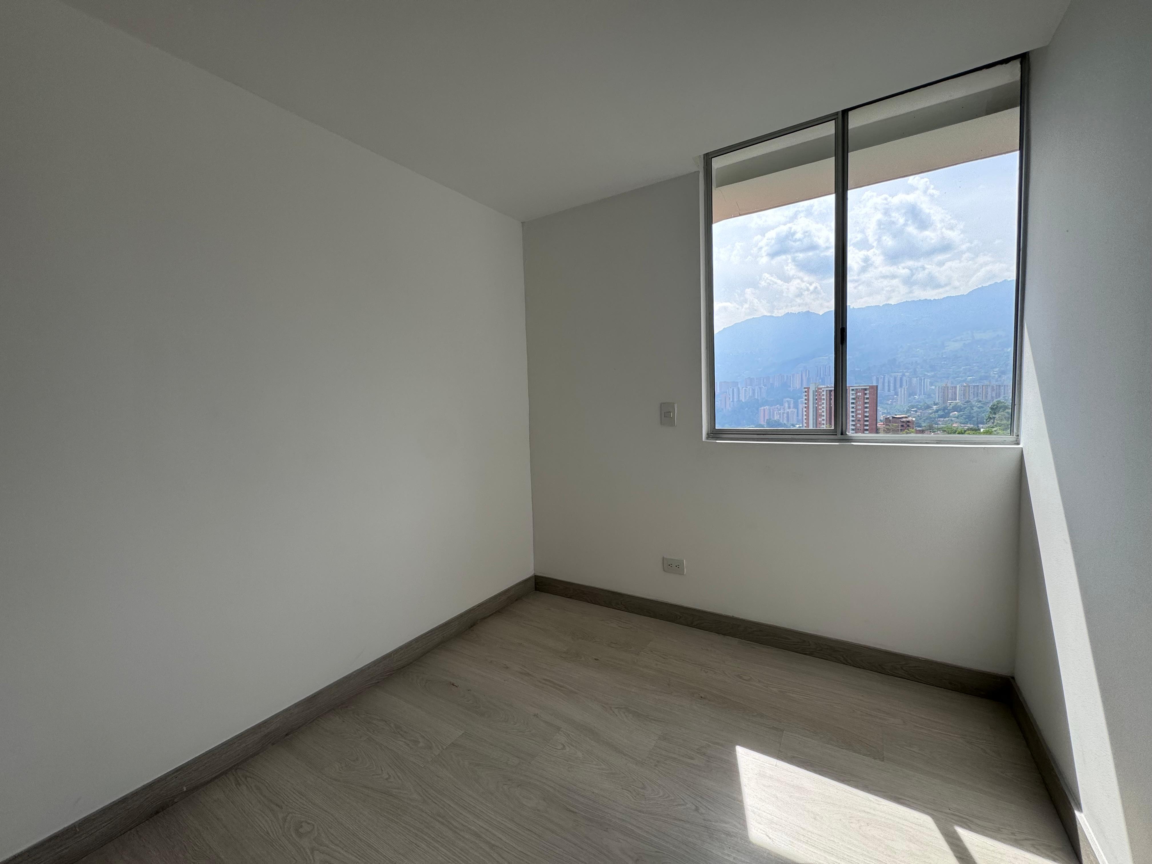 Apartamento en arriendo en Las Antillas, Envigado · foto 10 de 16