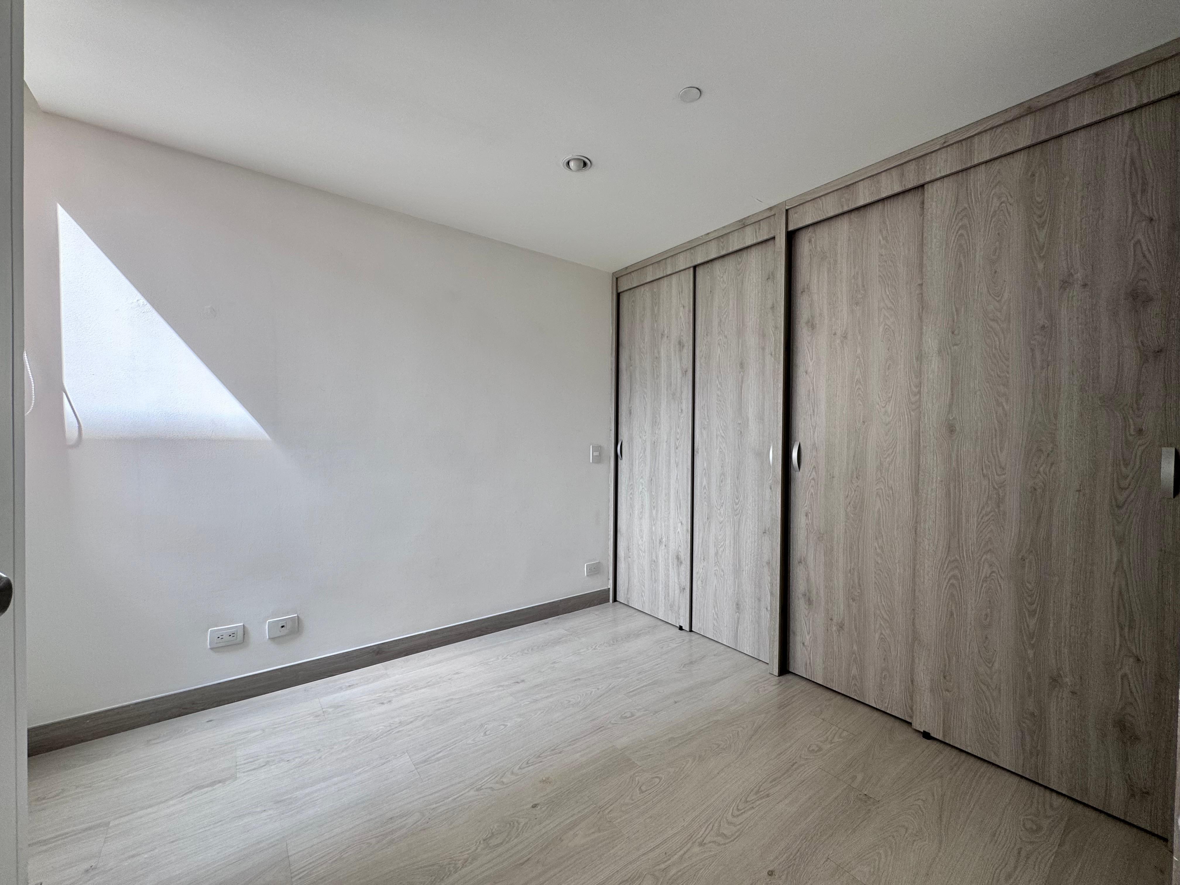 Apartamento en arriendo en Las Antillas, Envigado · foto 11 de 16