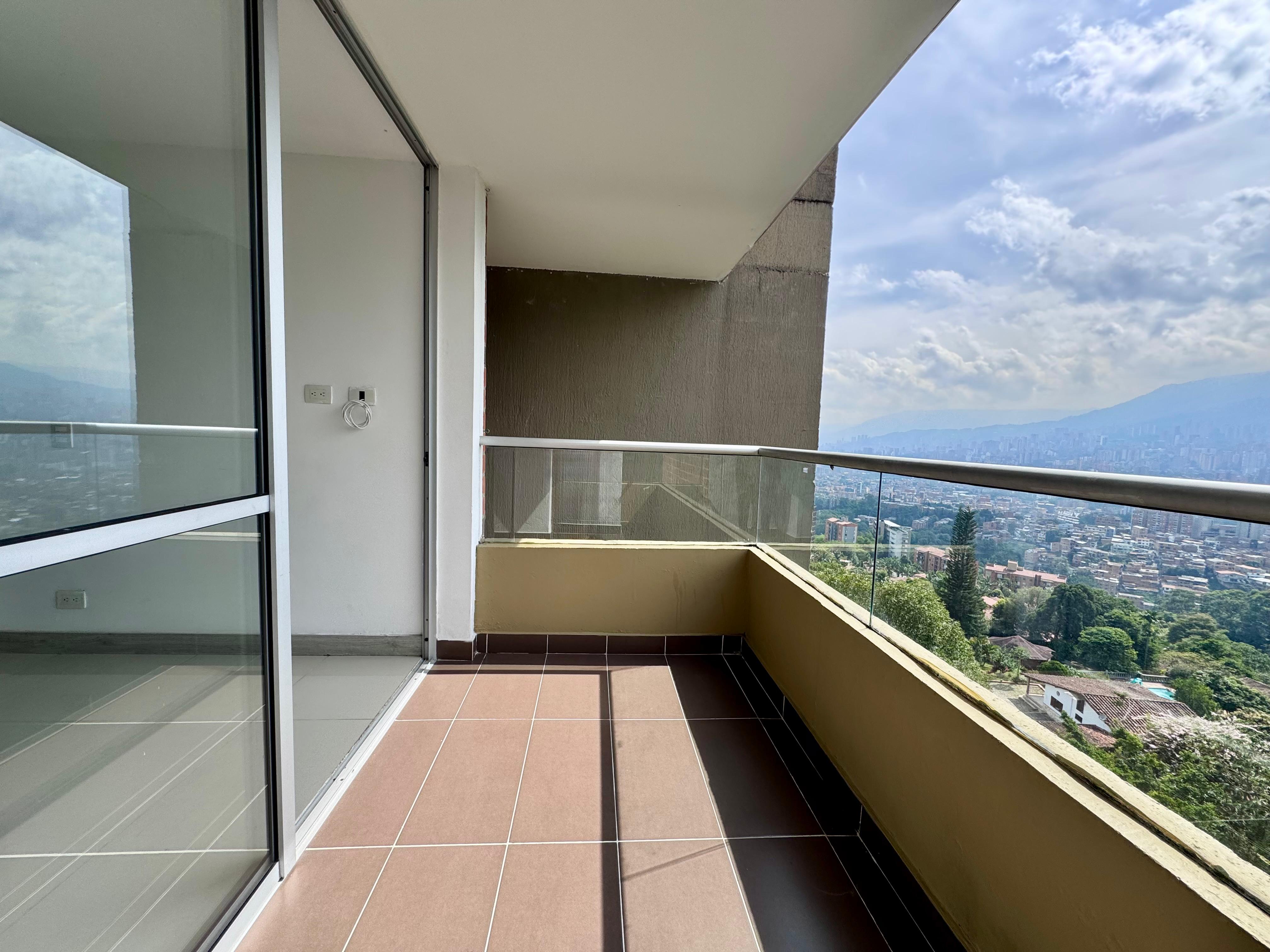 Apartamento en arriendo en Las Antillas, Envigado · foto 14 de 16