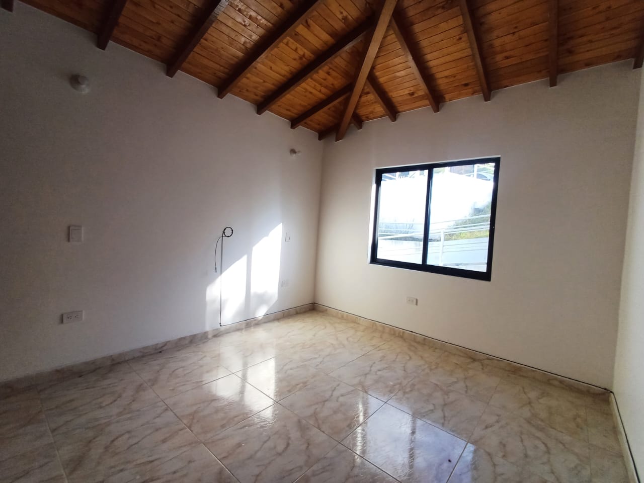 Casa en arriendo en La Industrial, Marinilla · foto 8 de 20