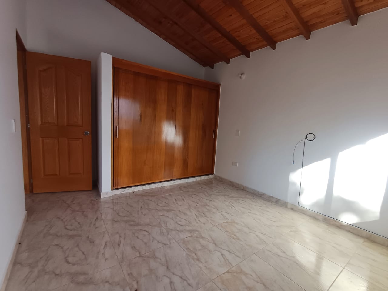 Casa en arriendo en La Industrial, Marinilla · foto 9 de 20