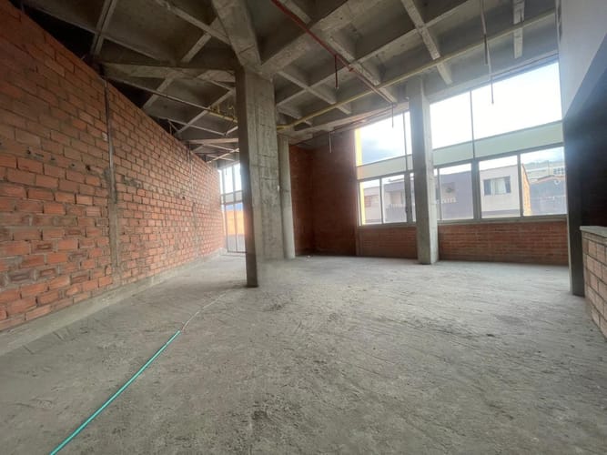 Local en arriendo en Suramérica, Itagüí, 134 m² · foto 3 de 9