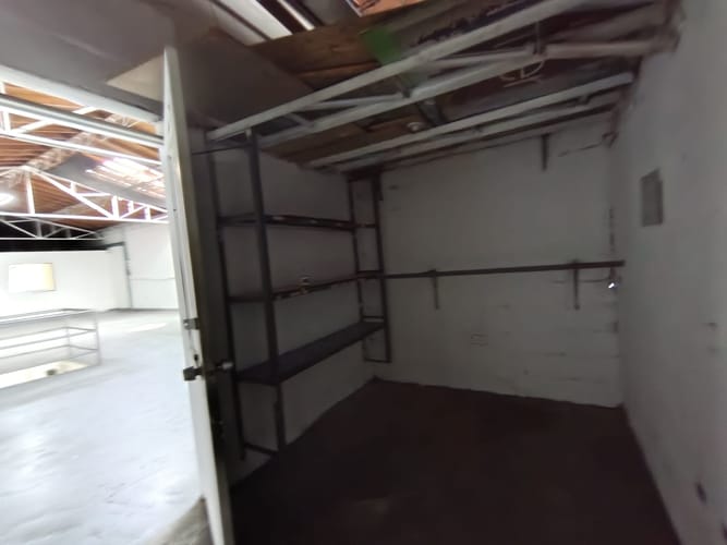 Bodega en arriendo en Vía Las Palmas, Medellín, 350 m² · foto 9 de 17